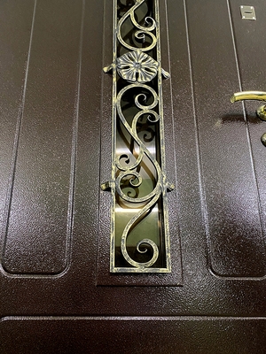 Узкая кованая решетка Узкая кованая решетка