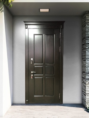 Входная дверь с карнизом Входная дверь с карнизом